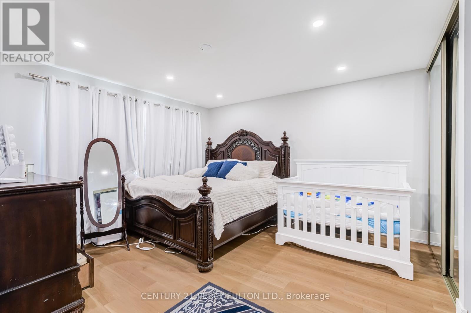 79 HUNTSMILL BOULEVARD - 21