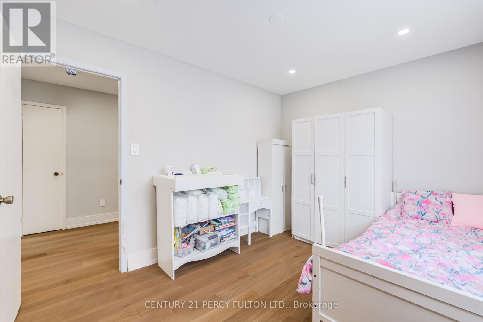 79 HUNTSMILL BOULEVARD - 24