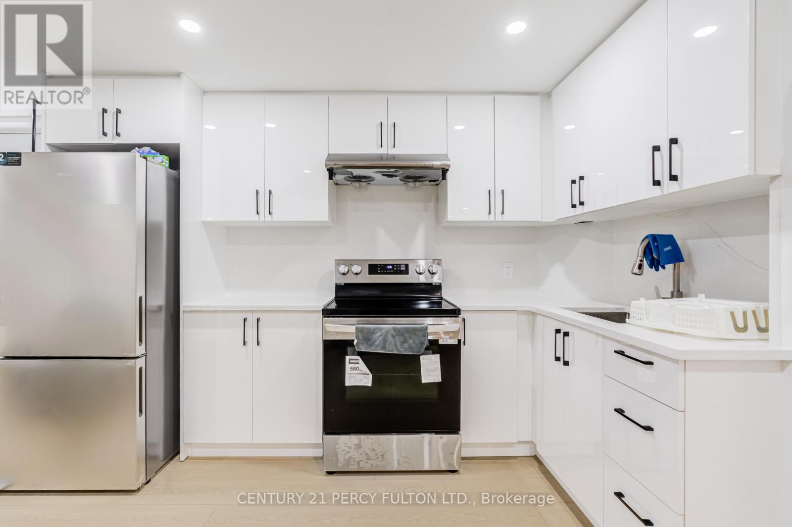 79 HUNTSMILL BOULEVARD - 30
