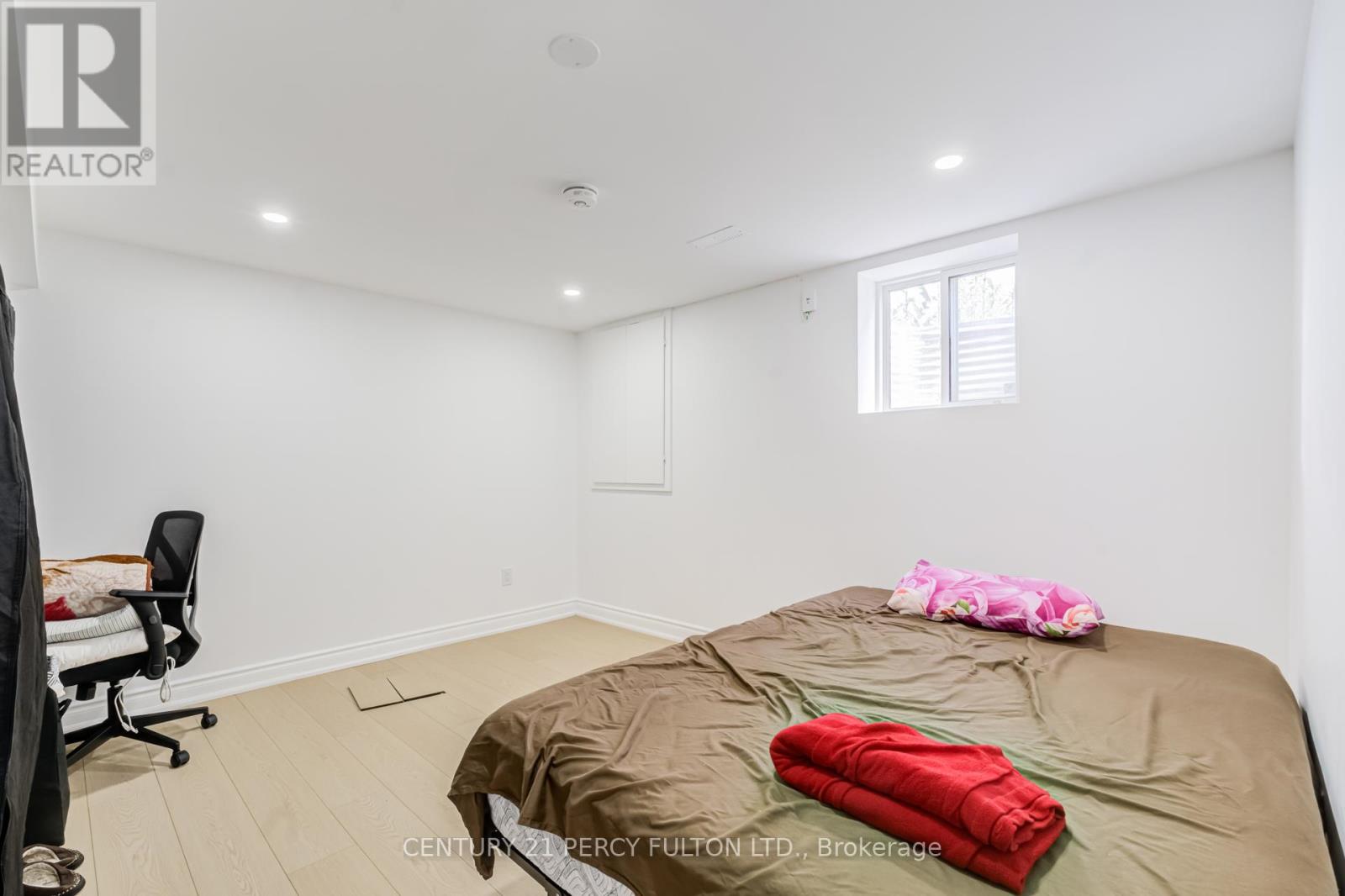 79 HUNTSMILL BOULEVARD - 33