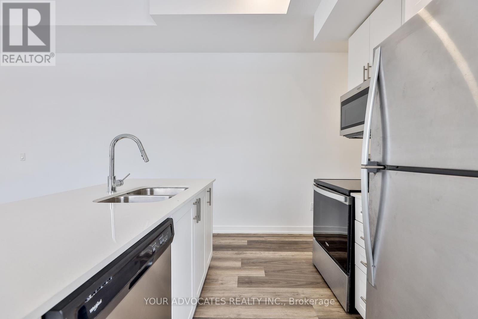 9 VIVIAN ROAD - 22