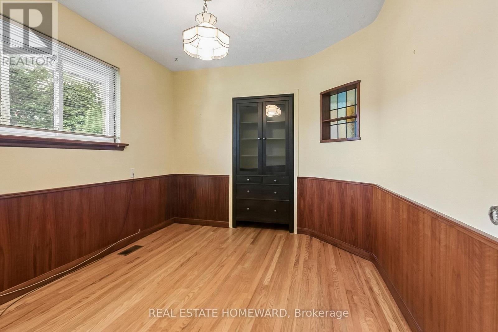 94 ROCHMAN BOULEVARD - 15
