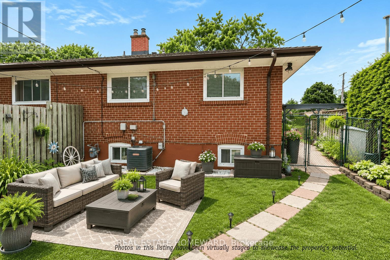94 ROCHMAN BOULEVARD - 33