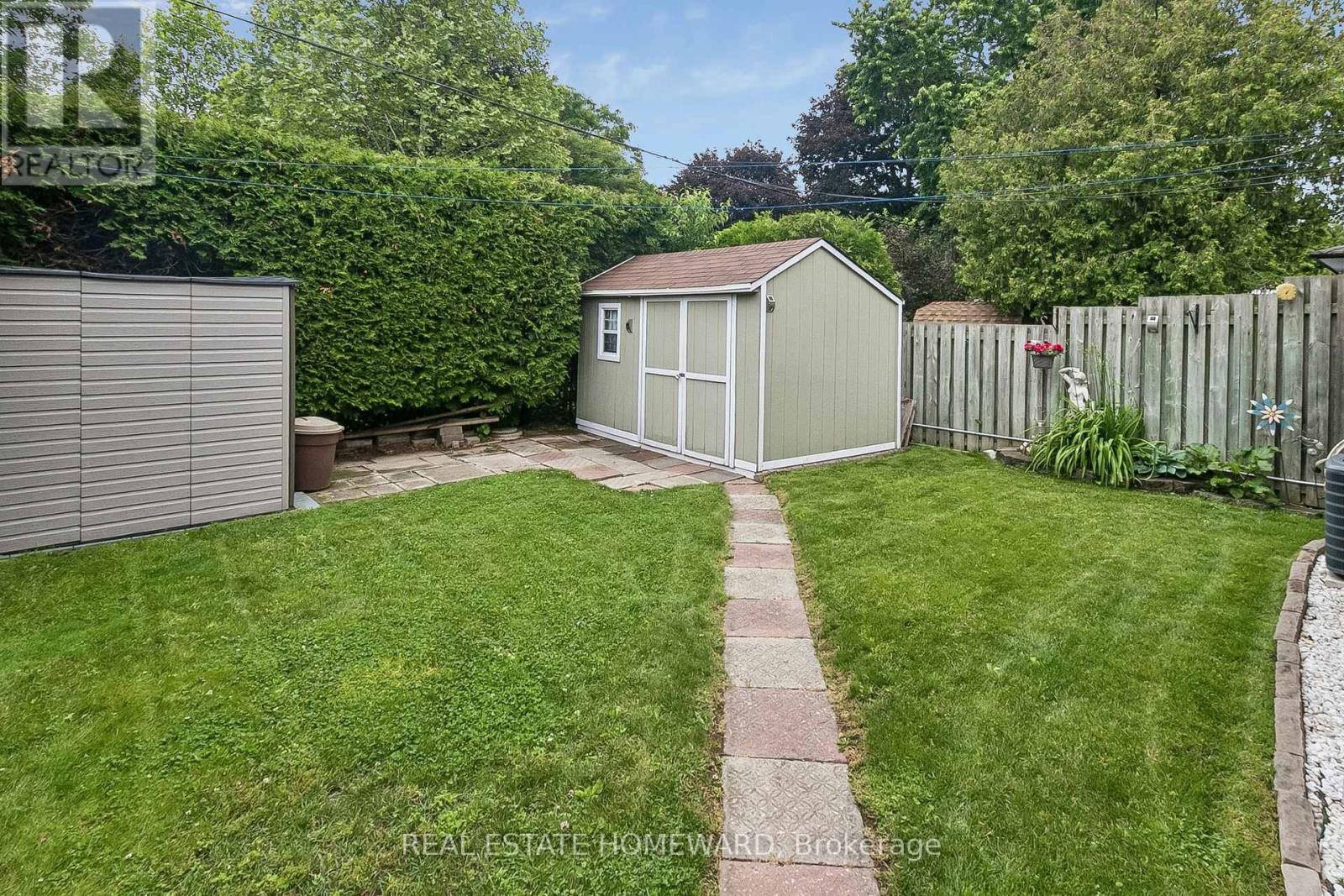 94 ROCHMAN BOULEVARD - 37