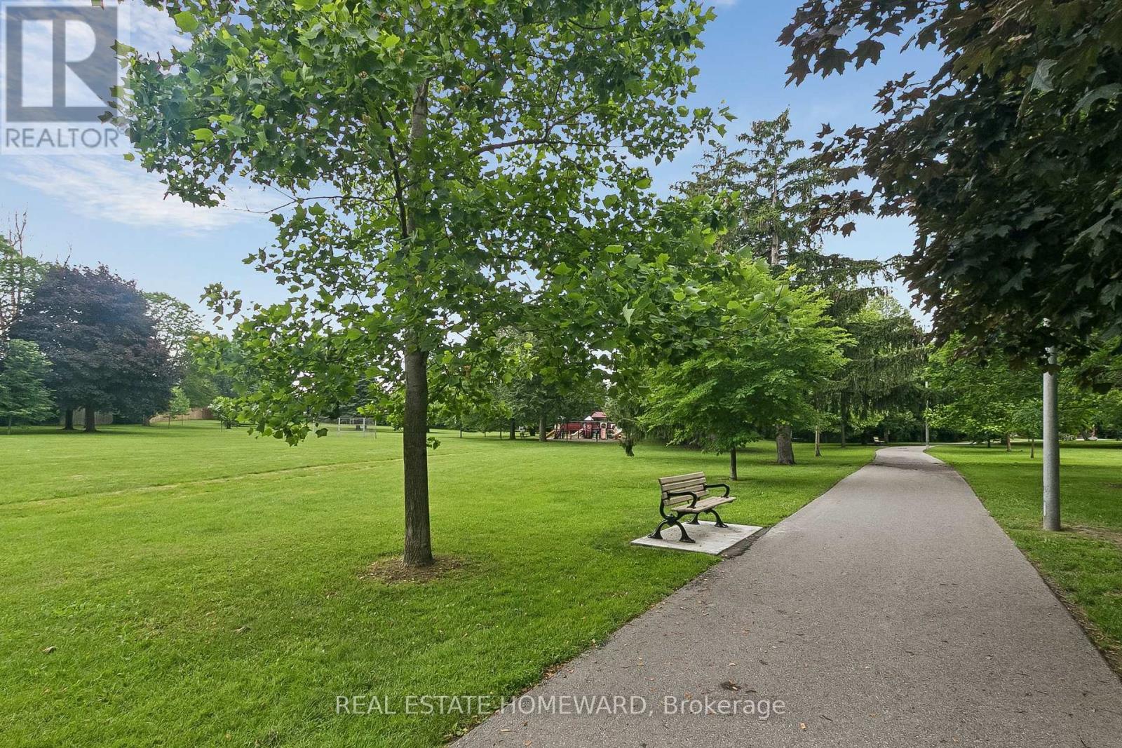 94 ROCHMAN BOULEVARD - 40