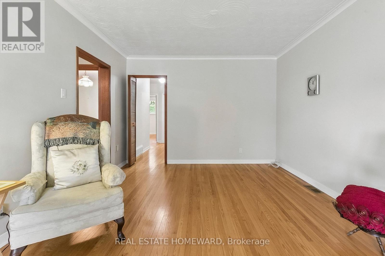 94 ROCHMAN BOULEVARD - 7