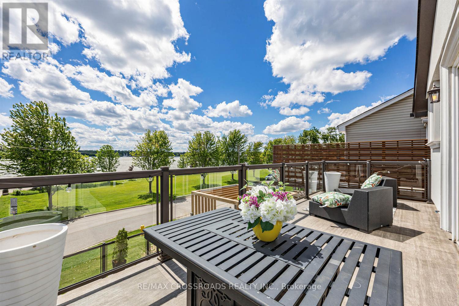 661 FRONT ROAD - Image 33