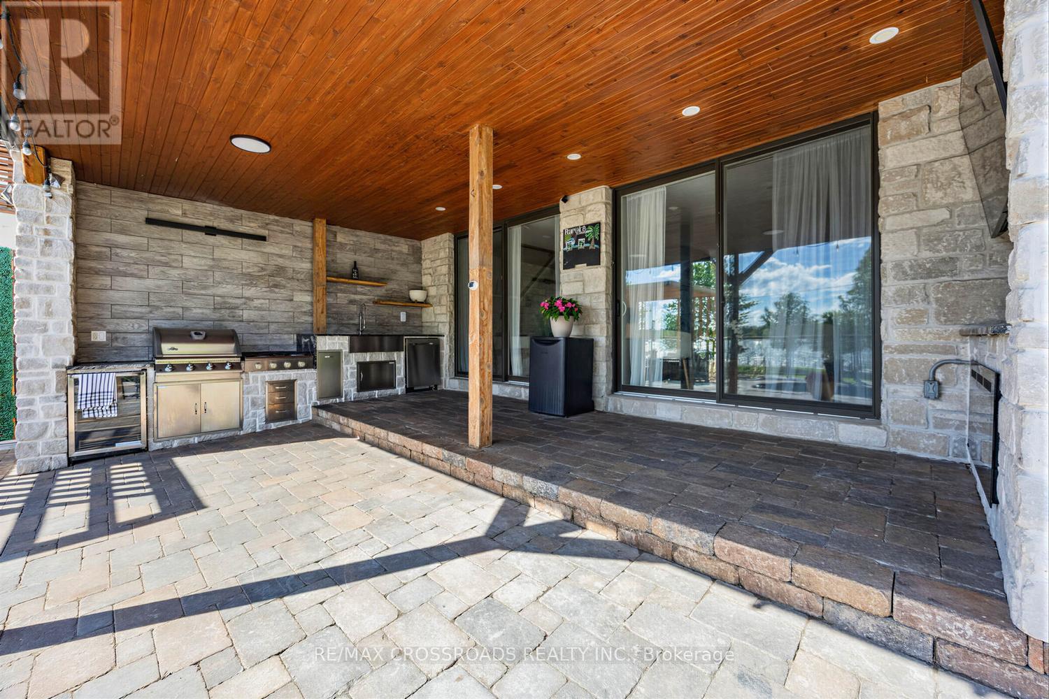661 FRONT ROAD - Image 47