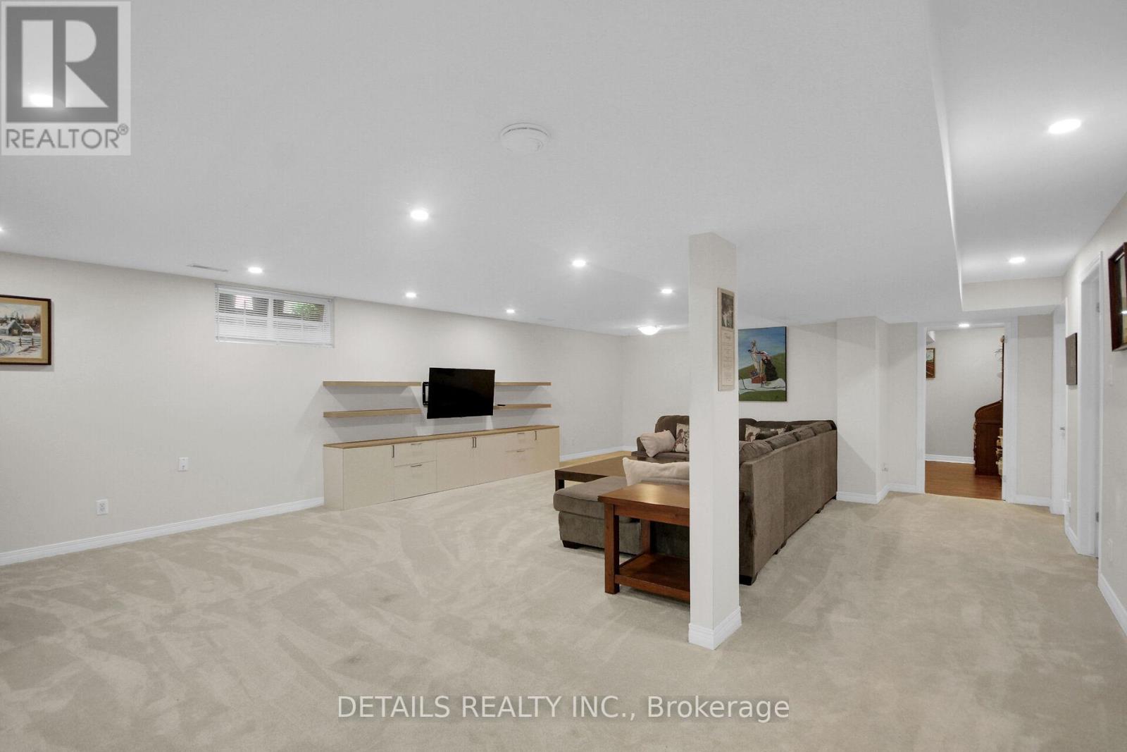 65 KIMBERWICK CRESCENT - 40