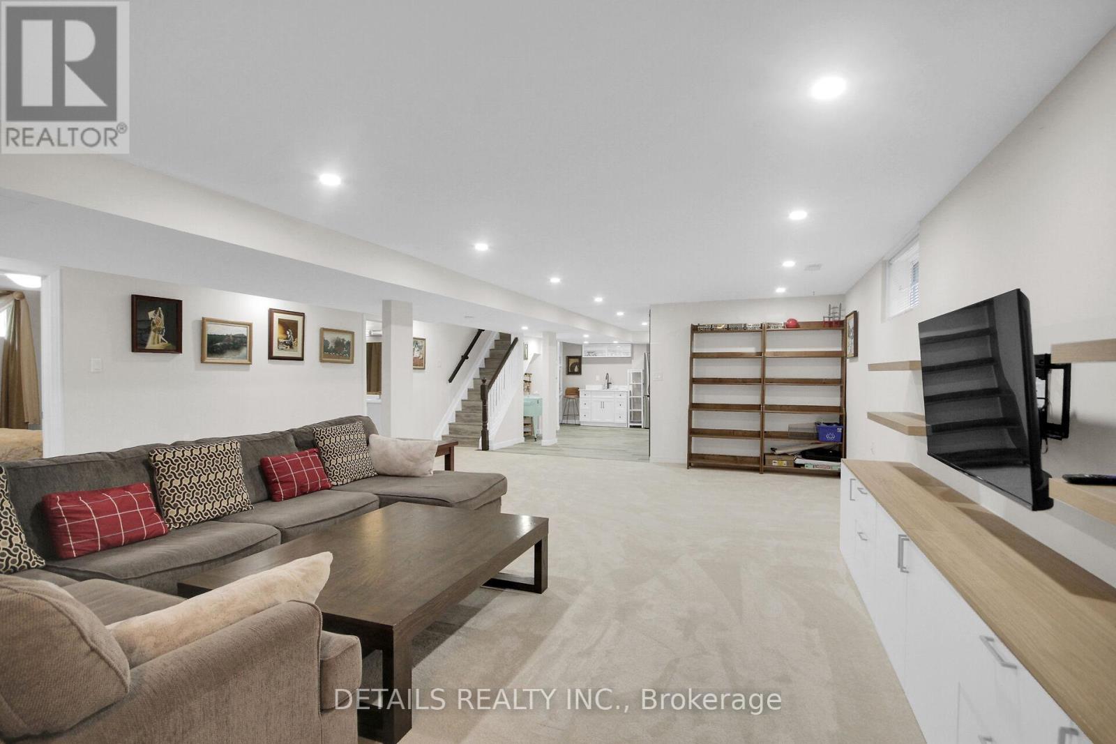 65 KIMBERWICK CRESCENT - 41