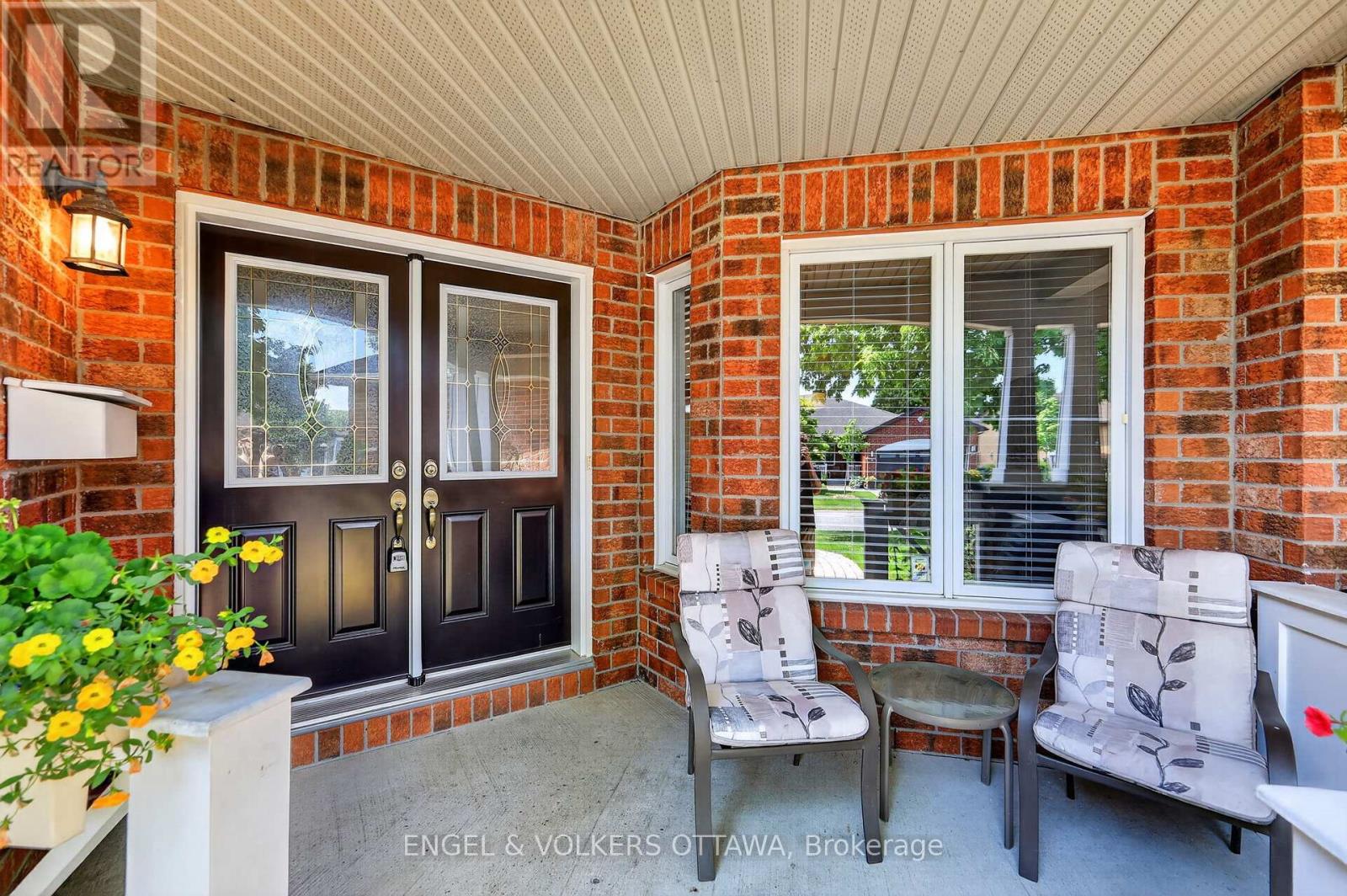 10 WATERTHRUSH CRESCENT - 3