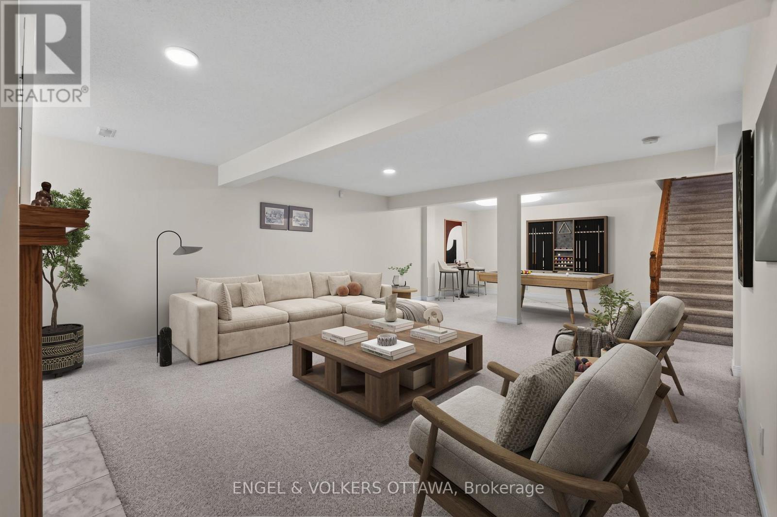 10 WATERTHRUSH CRESCENT - 32