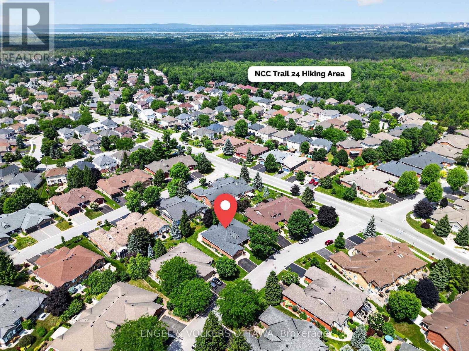 10 WATERTHRUSH CRESCENT - 44