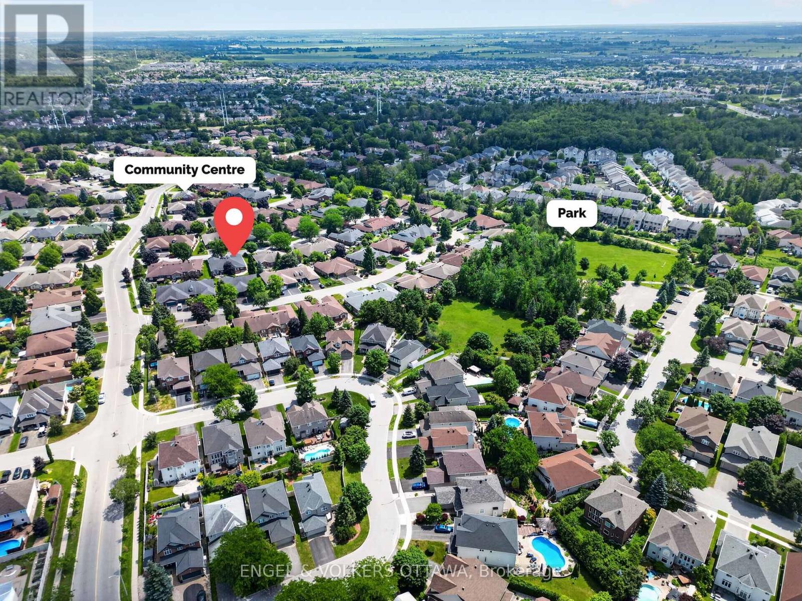 10 WATERTHRUSH CRESCENT - 45