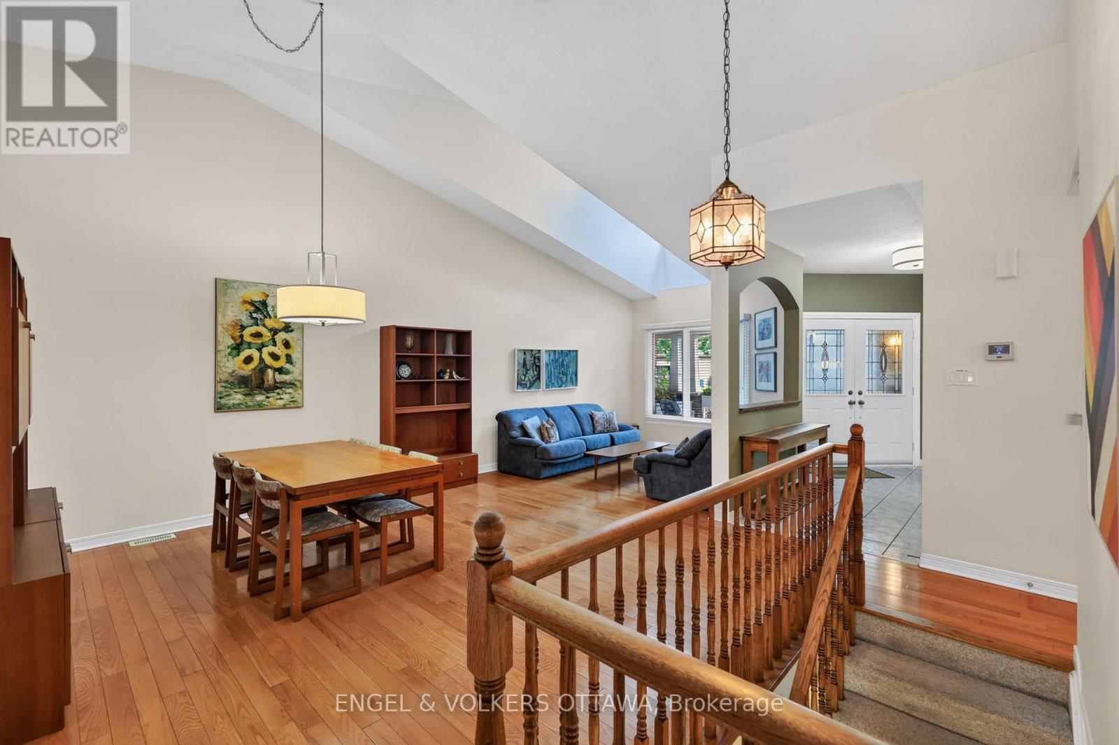 10 WATERTHRUSH CRESCENT - 8