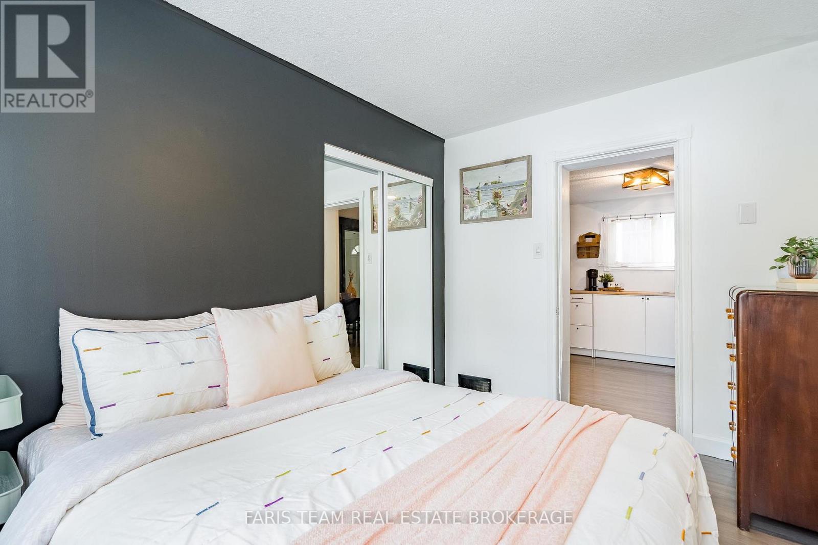 344 FIRST STREET - 22