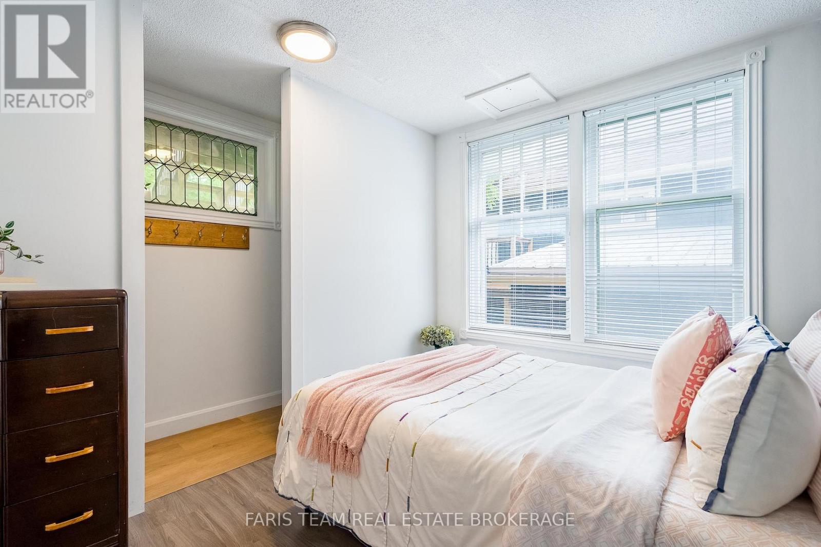 344 FIRST STREET - 23