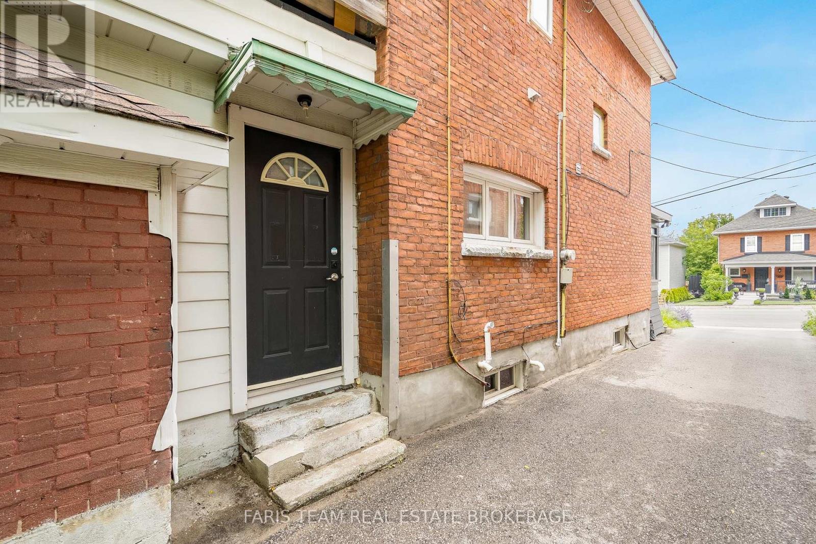 344 FIRST STREET - 29
