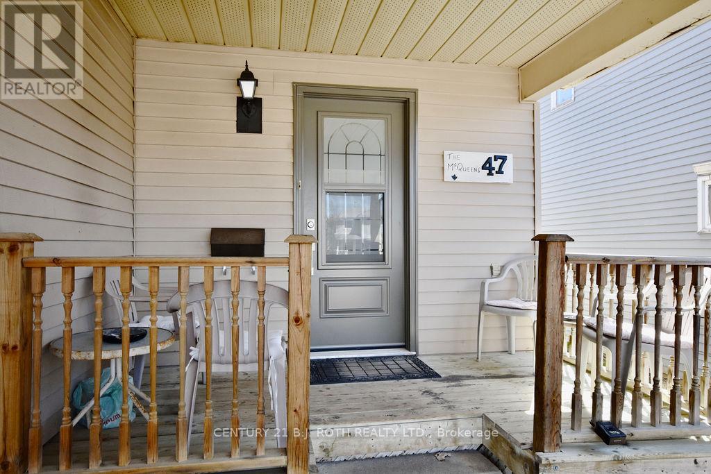 47 D'AMBROSIO DRIVE - 15