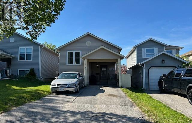 47 D'AMBROSIO DRIVE - 2