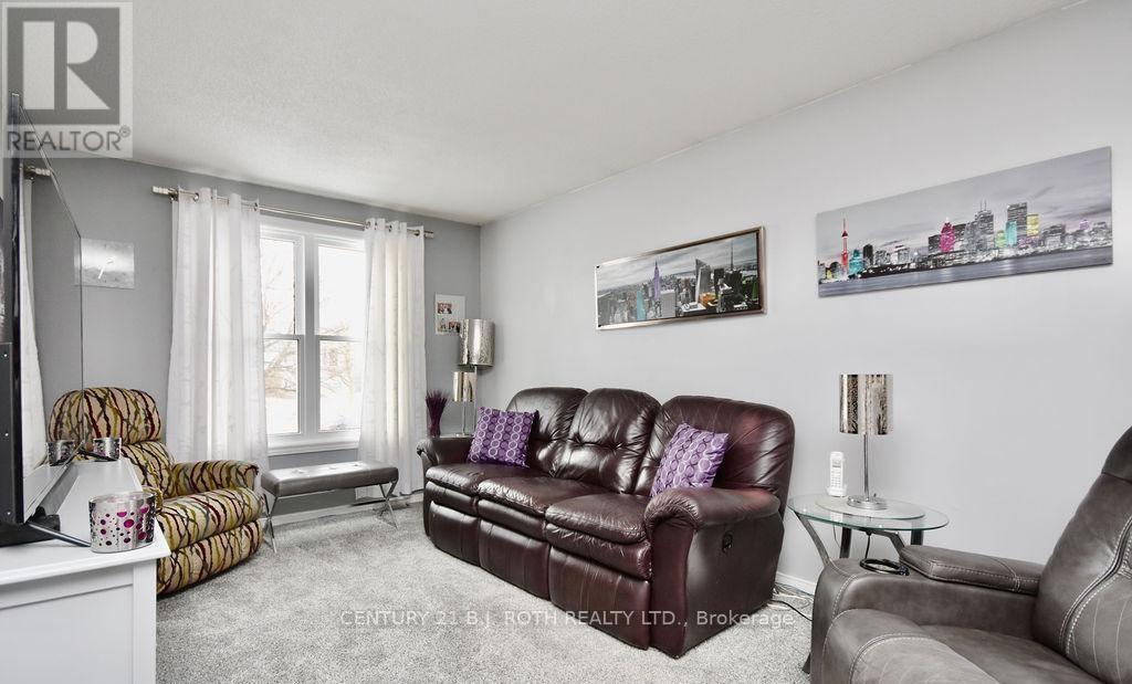 47 D'AMBROSIO DRIVE - 4
