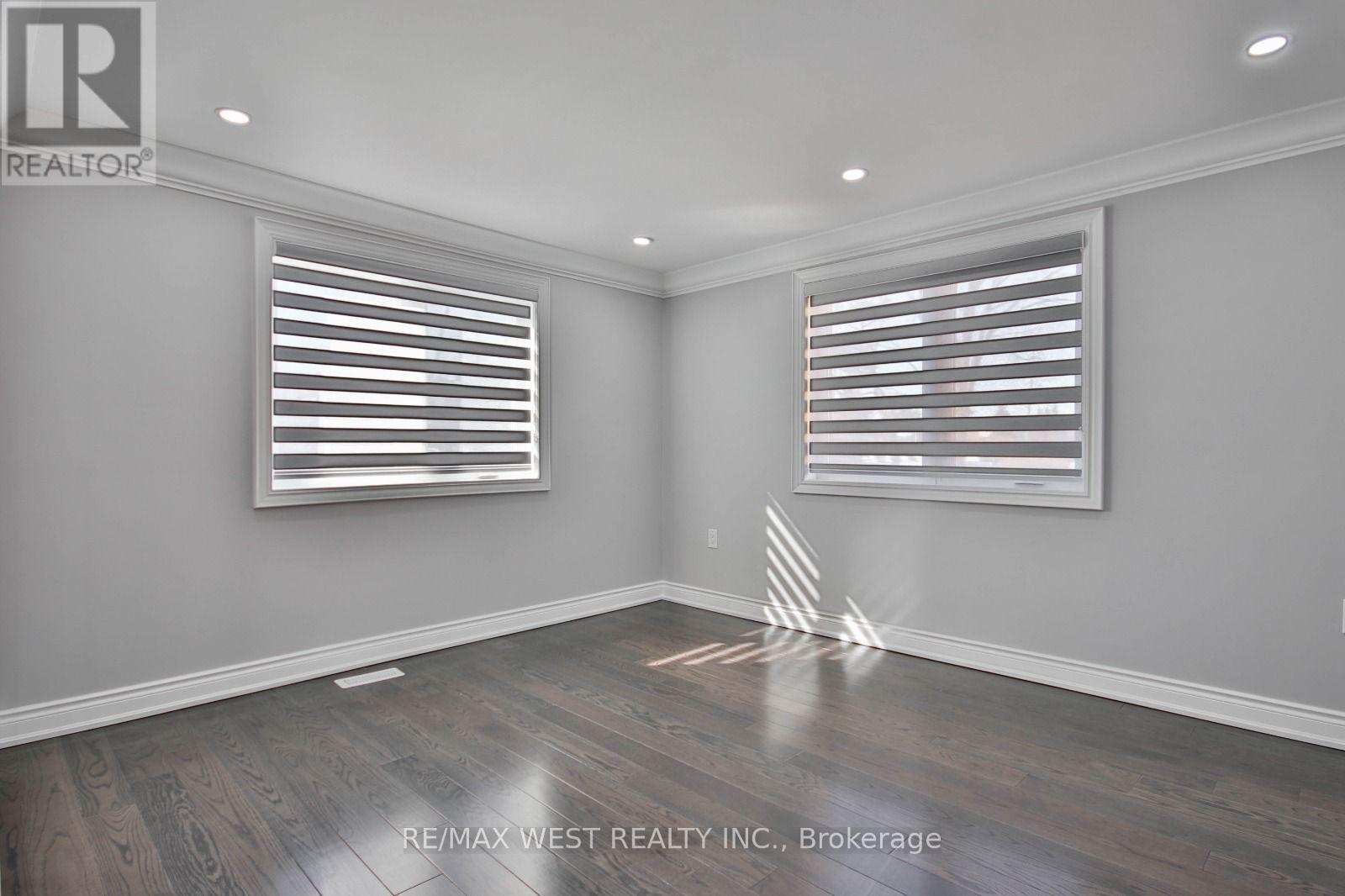 493 TOWNLINE ROAD N - 9