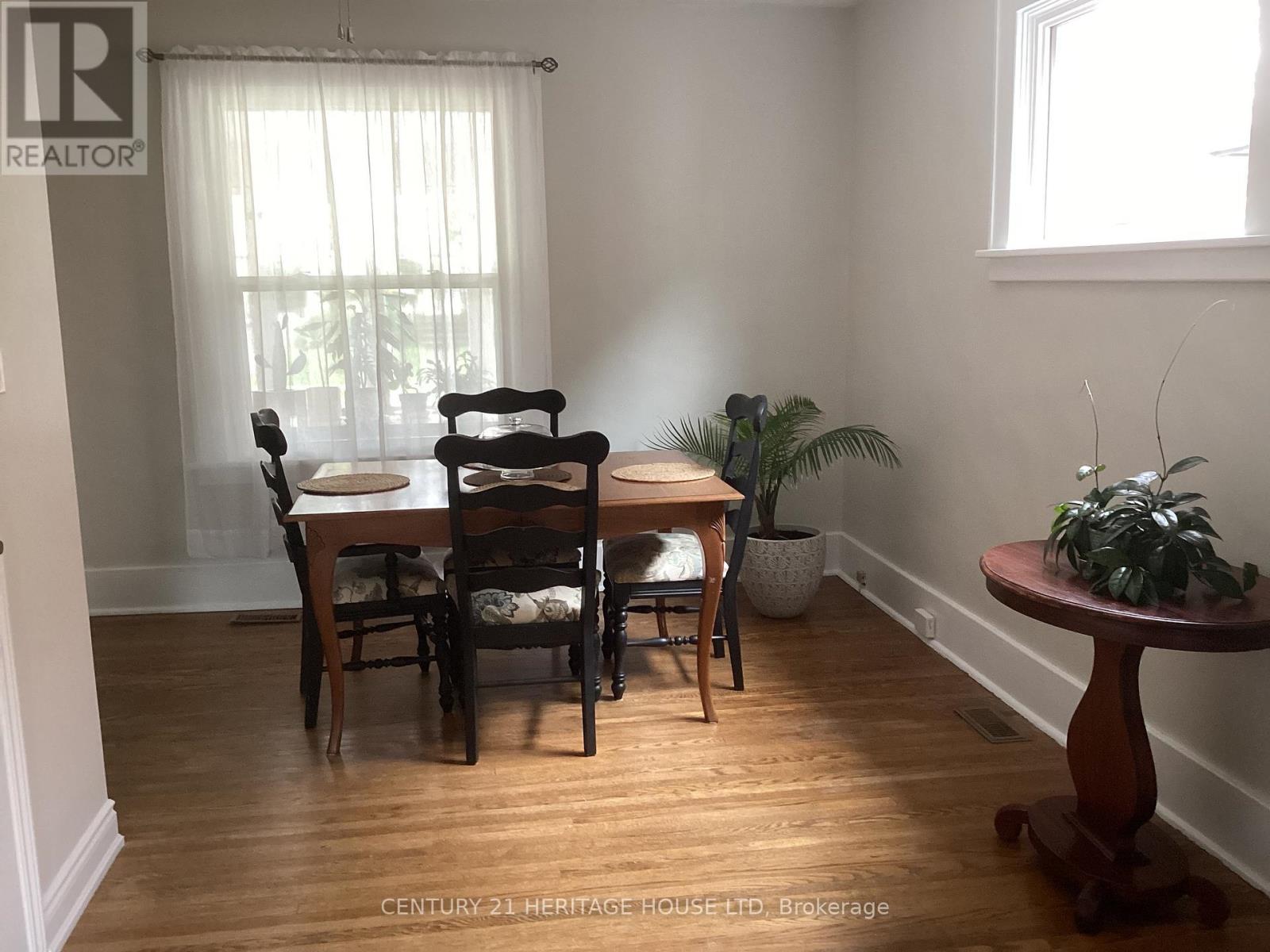 43 HEMLOCK STREET - 10