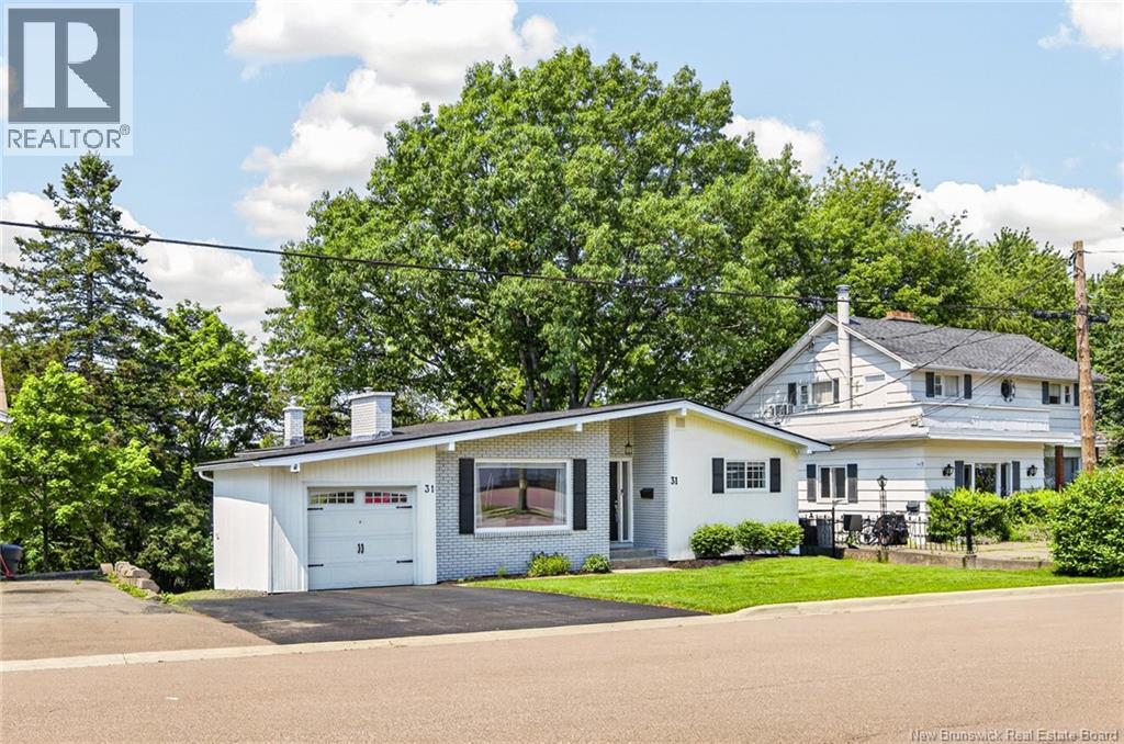 31 Alexander Avenue - 42