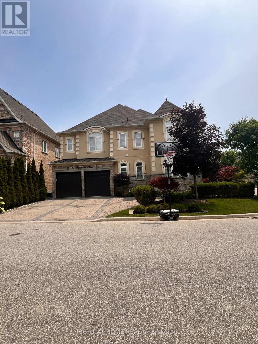 11 FAIRMONT CLOSE - 2