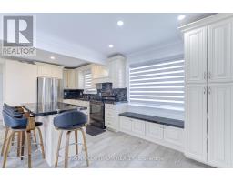 1747 Coram Crescent, Mississauga, ON L4X1L2 Photo 12