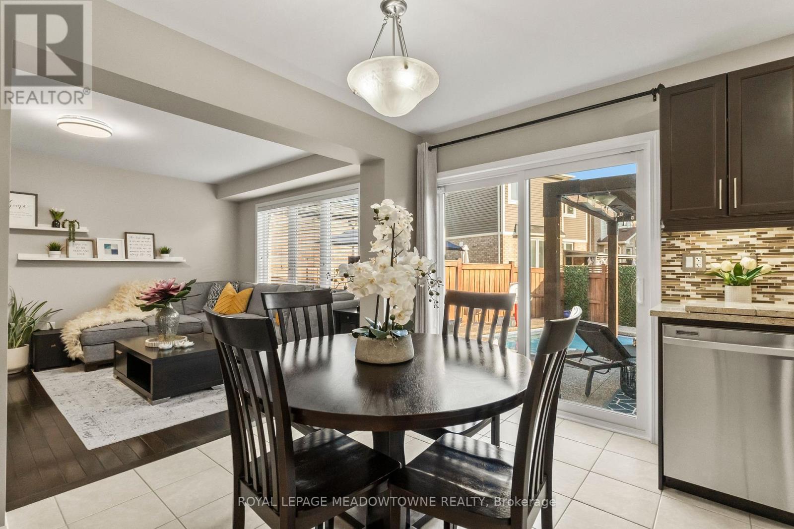 871 CAHOUN TERRACE - 16