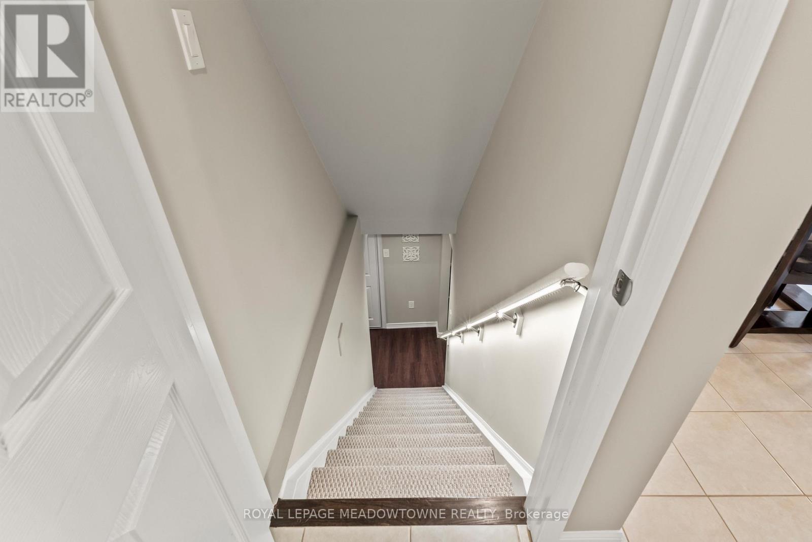 871 CAHOUN TERRACE - 31