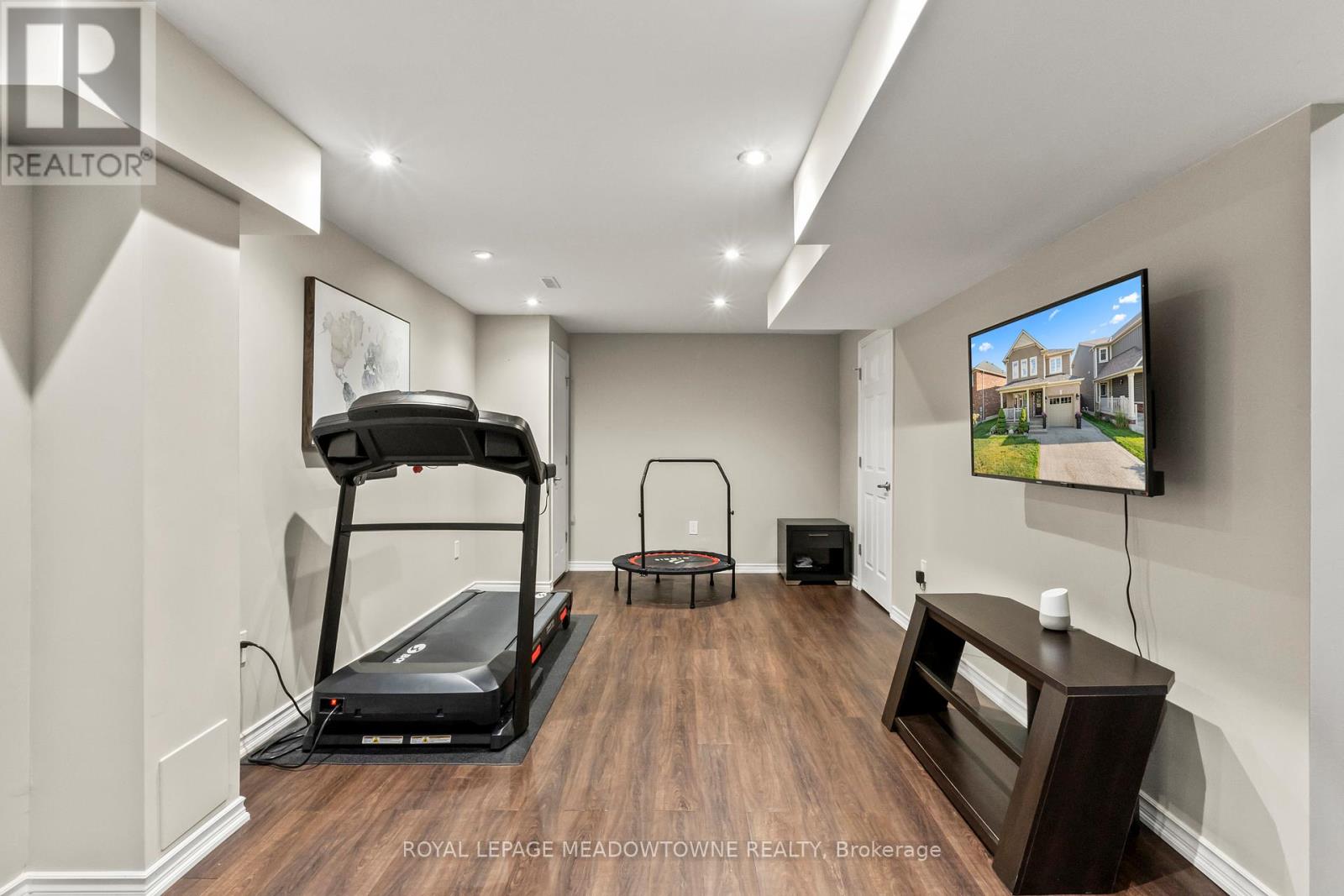 871 CAHOUN TERRACE - 33