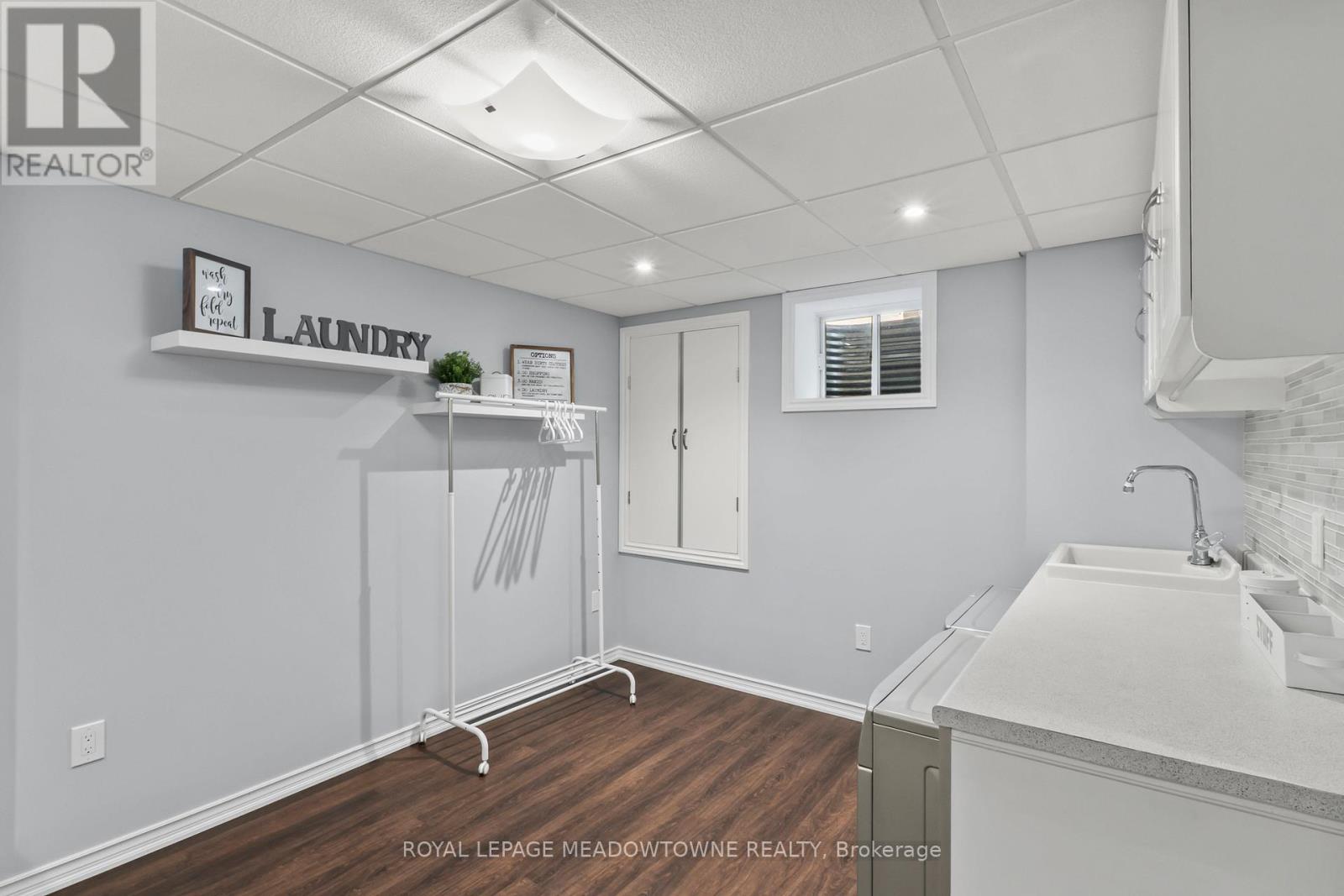 871 CAHOUN TERRACE - 35