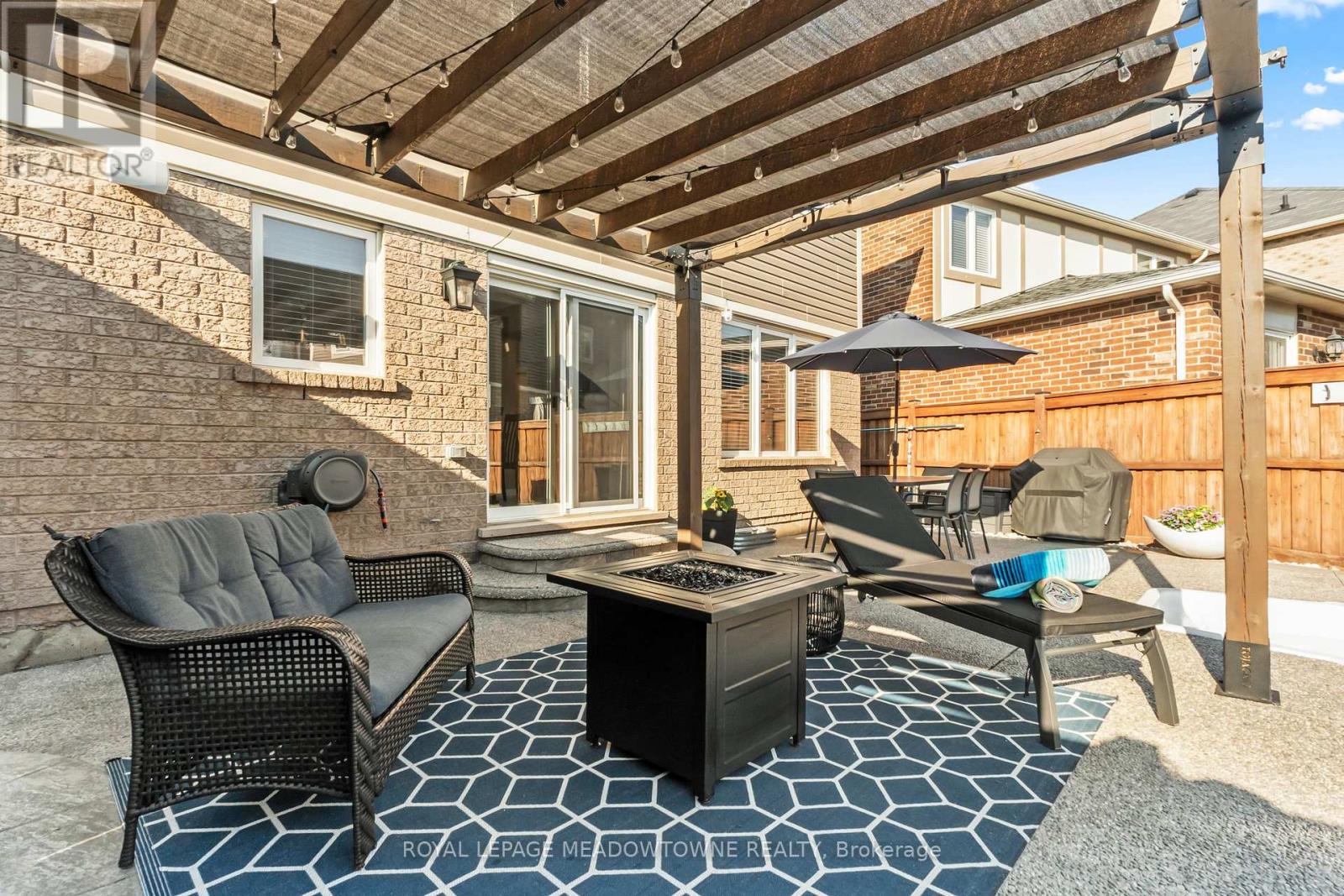 871 CAHOUN TERRACE - 39
