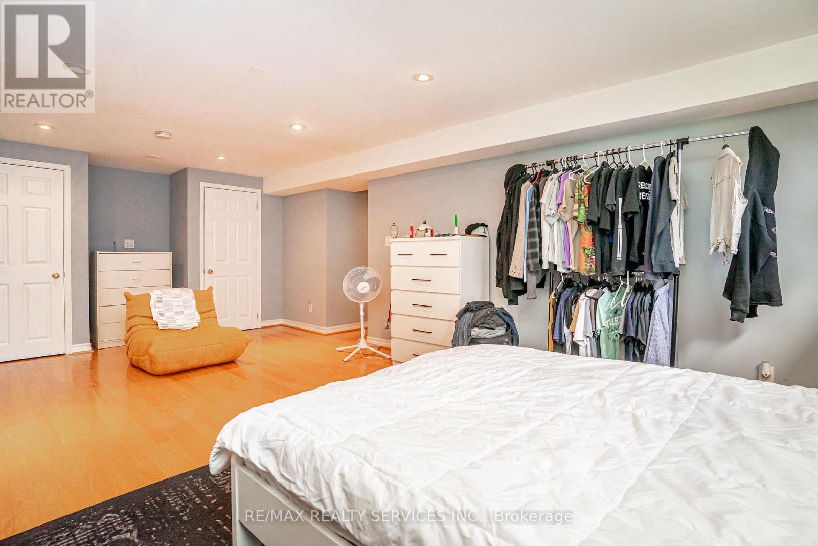 87 AMBLESIDE DRIVE - 31