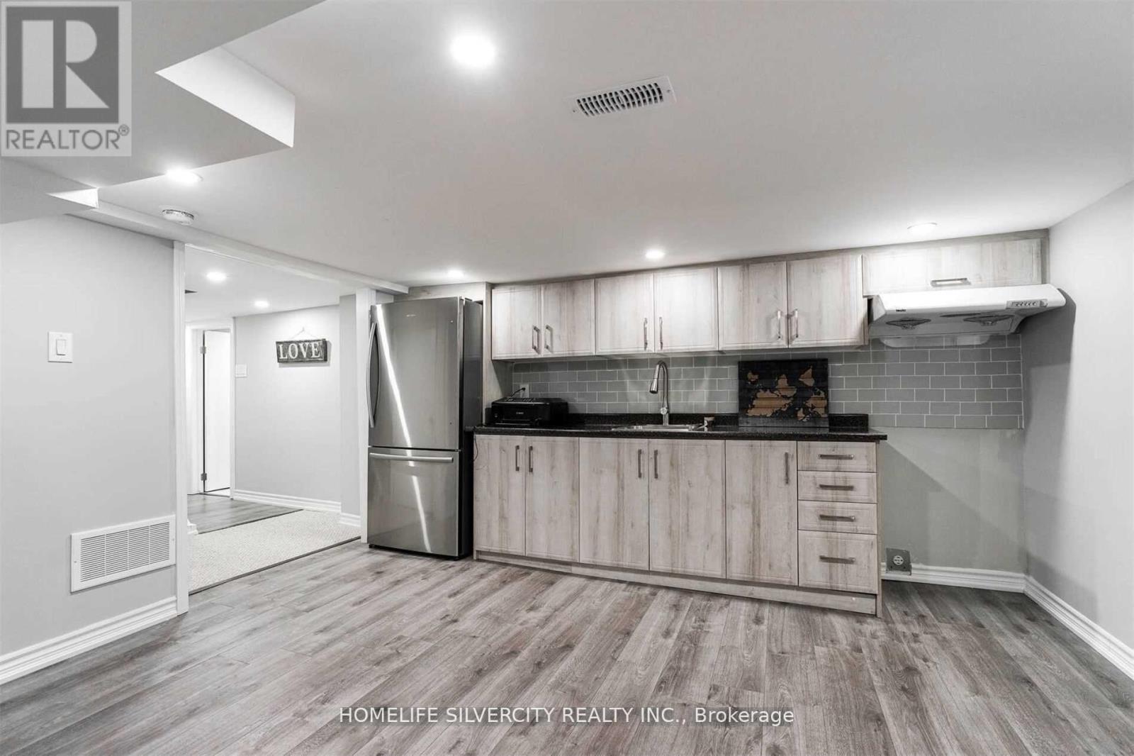 15831 AIRPORT ROAD - 17