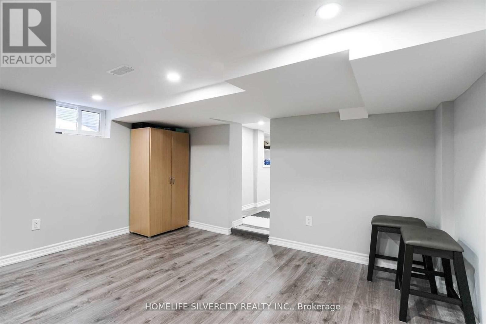 15831 AIRPORT ROAD - 18