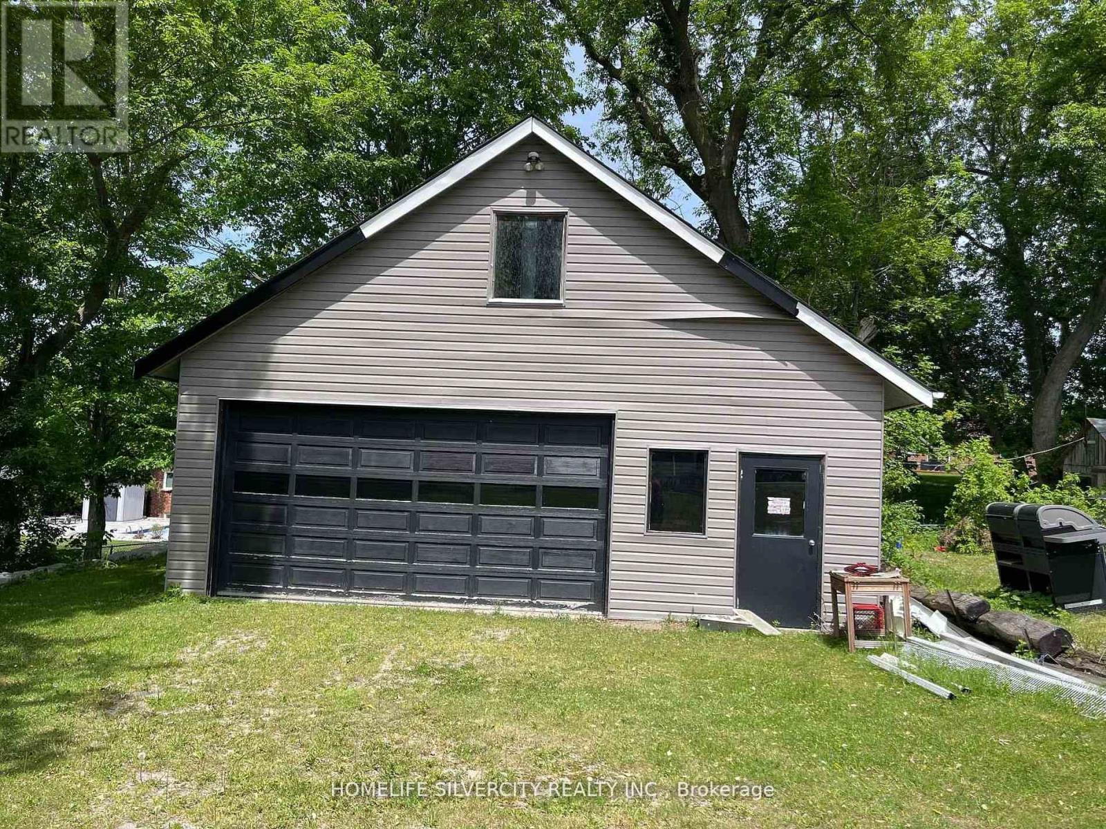 15831 AIRPORT ROAD - 21