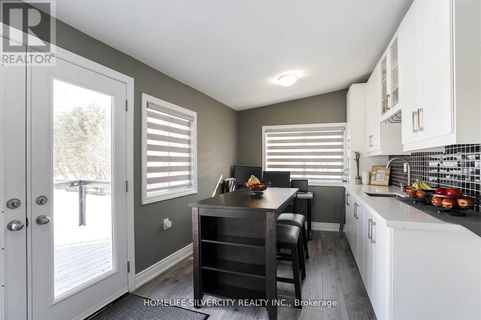 15831 AIRPORT ROAD - 5
