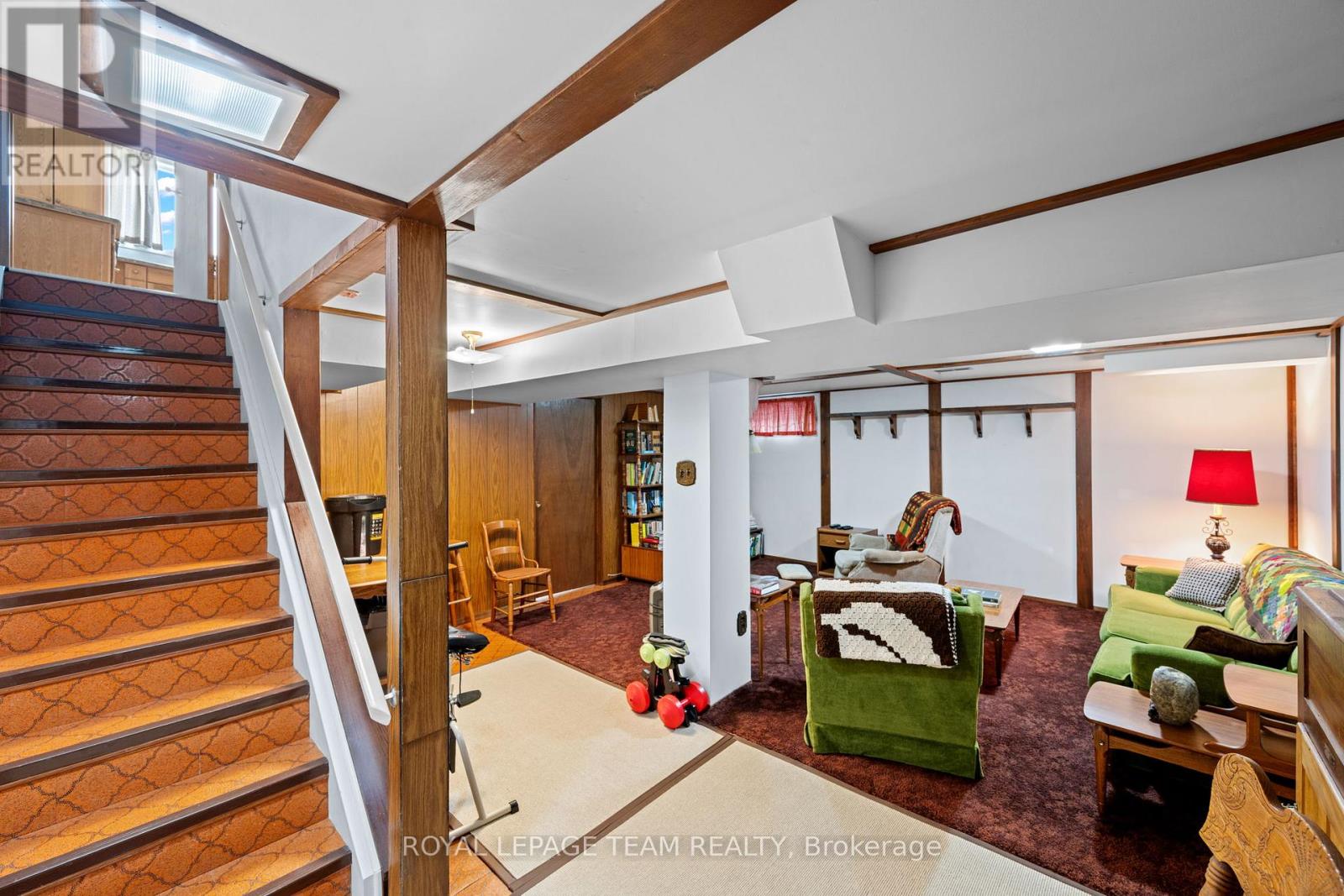 7 CENTREPARK DRIVE - 27