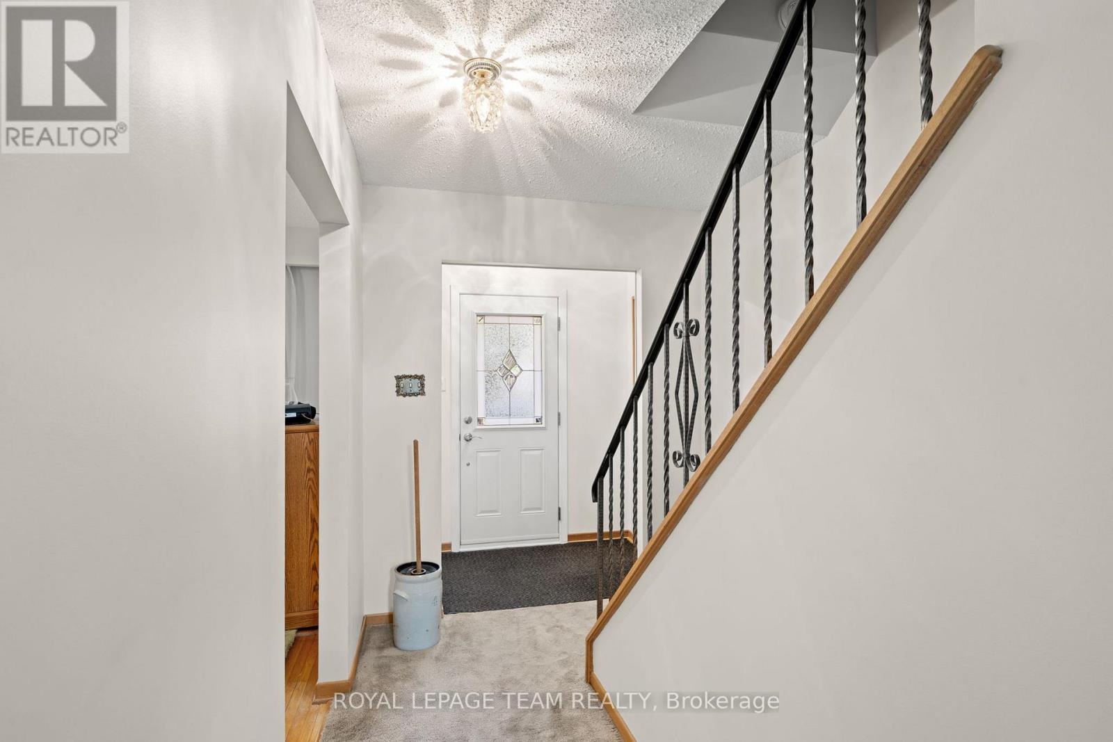 7 CENTREPARK DRIVE - 3