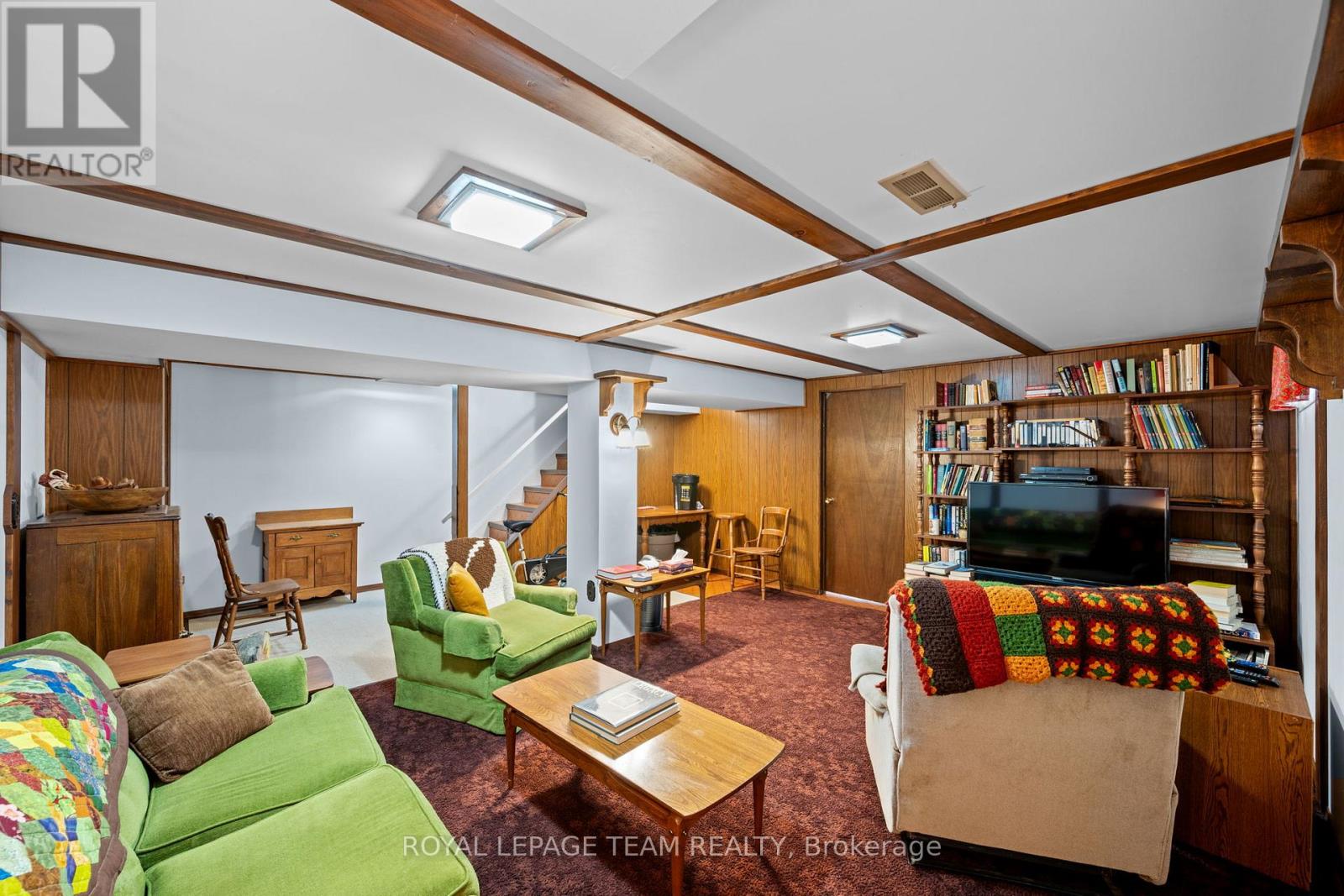 7 CENTREPARK DRIVE - 30