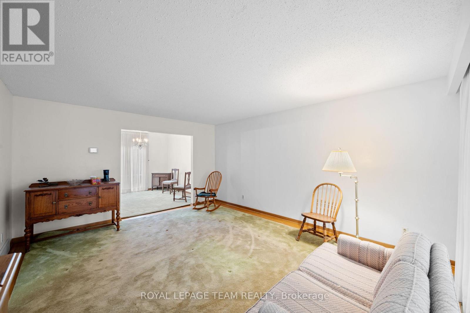7 CENTREPARK DRIVE - 5