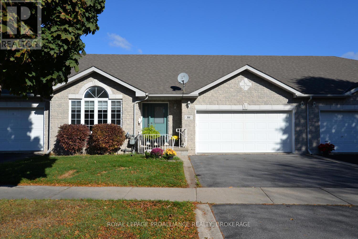 166 ELLESMEER AVENUE - 2