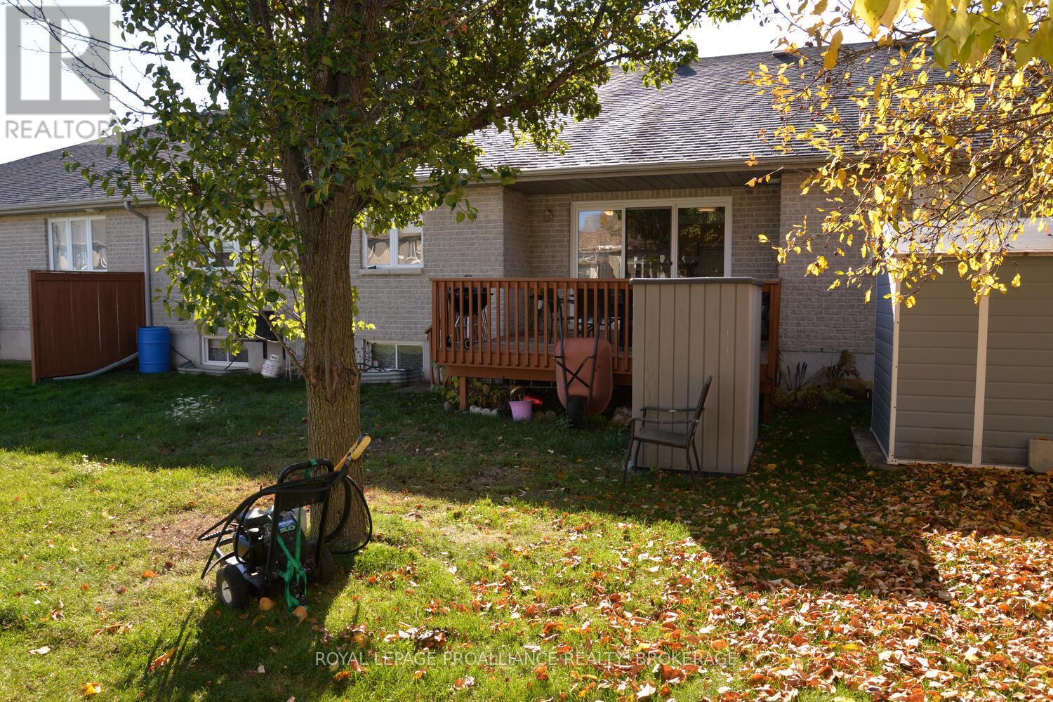 166 ELLESMEER AVENUE - 28