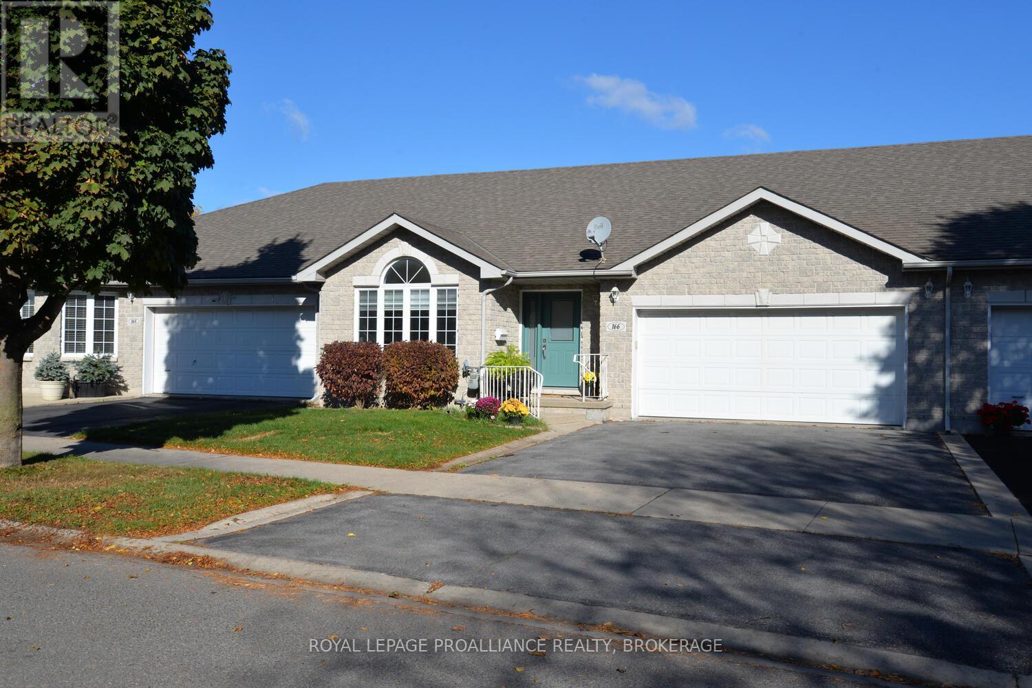 166 ELLESMEER AVENUE - 3