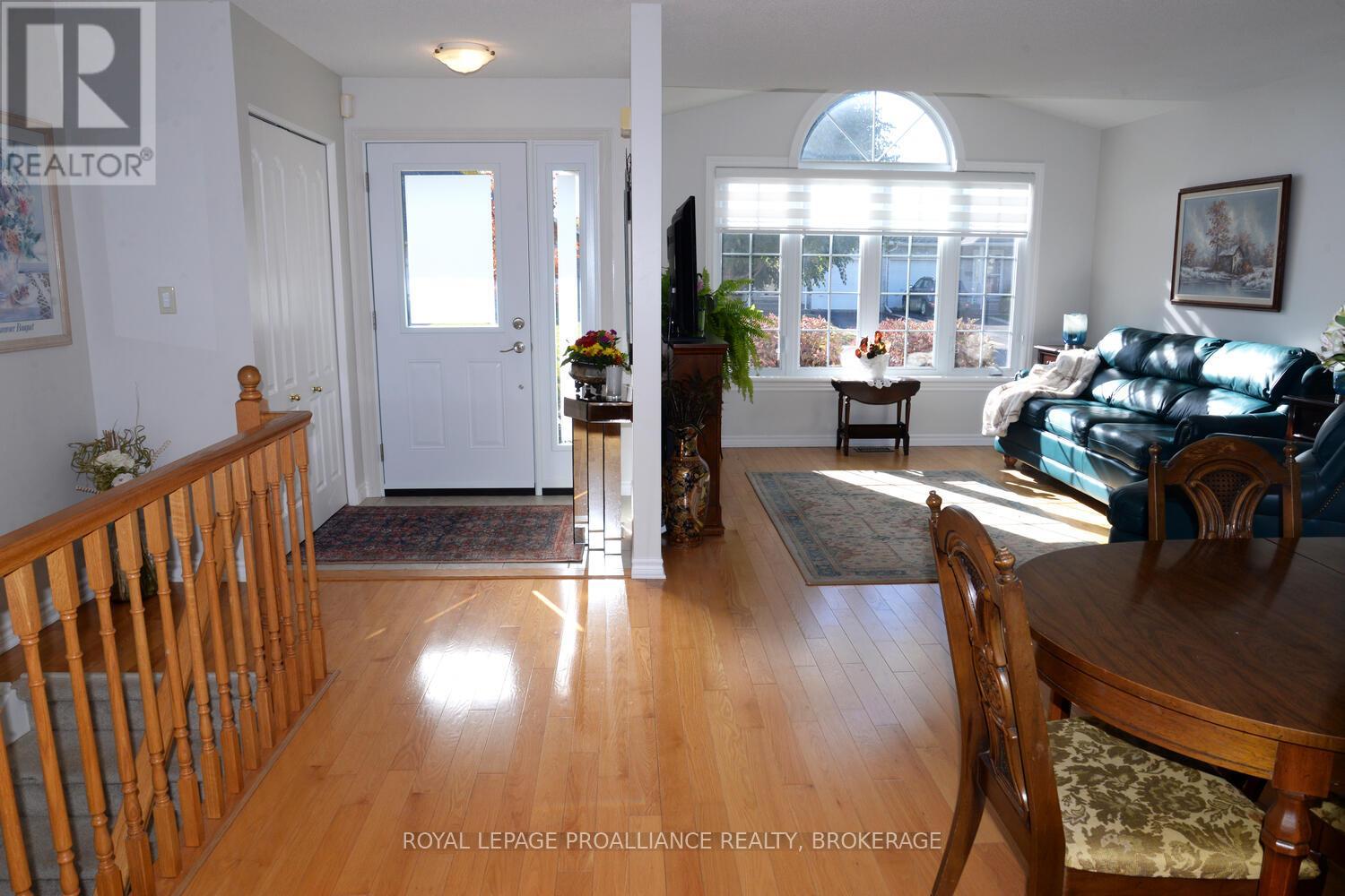 166 ELLESMEER AVENUE - 5