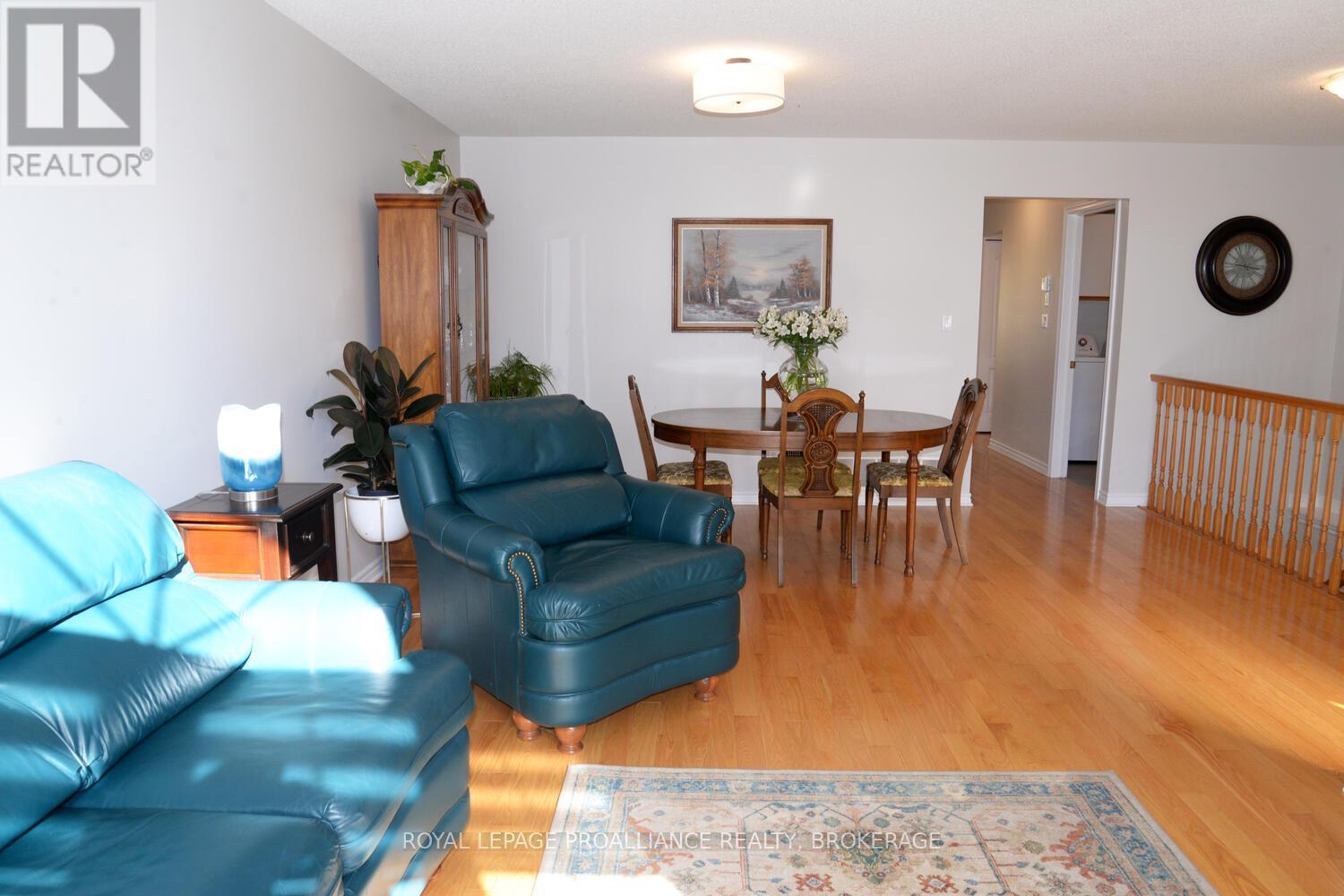 166 ELLESMEER AVENUE - 9