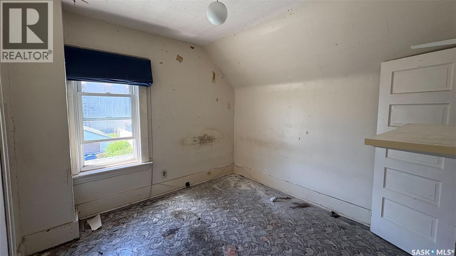 1310 Angus STREET - 15